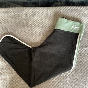 Woman’s Capri leggings